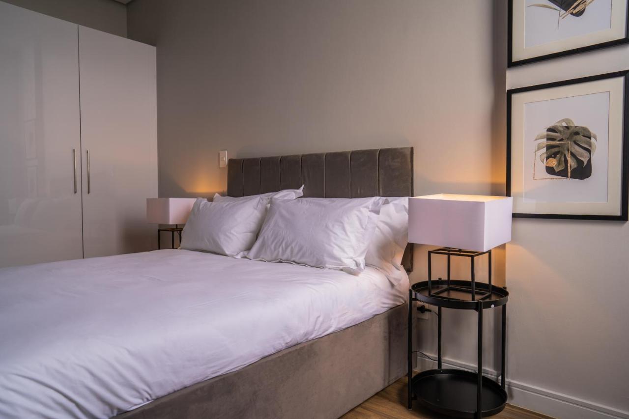 Reserved Suites Illovo Johannesburg Ngoại thất bức ảnh