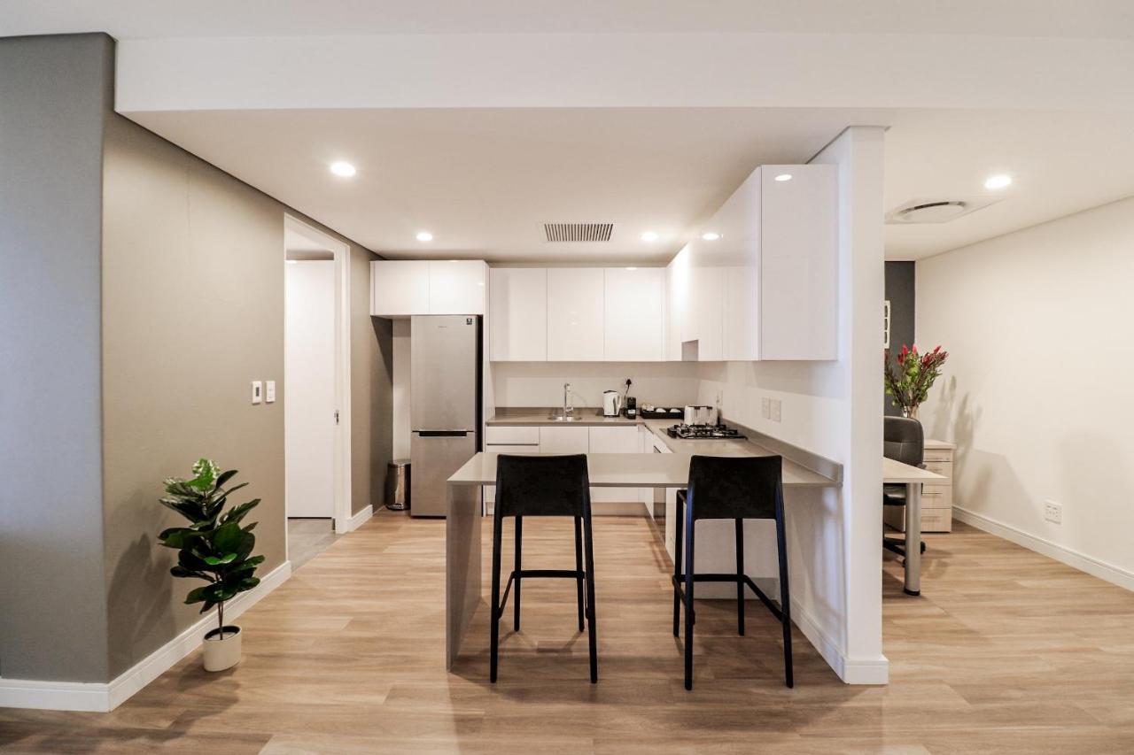 Reserved Suites Illovo Johannesburg Ngoại thất bức ảnh