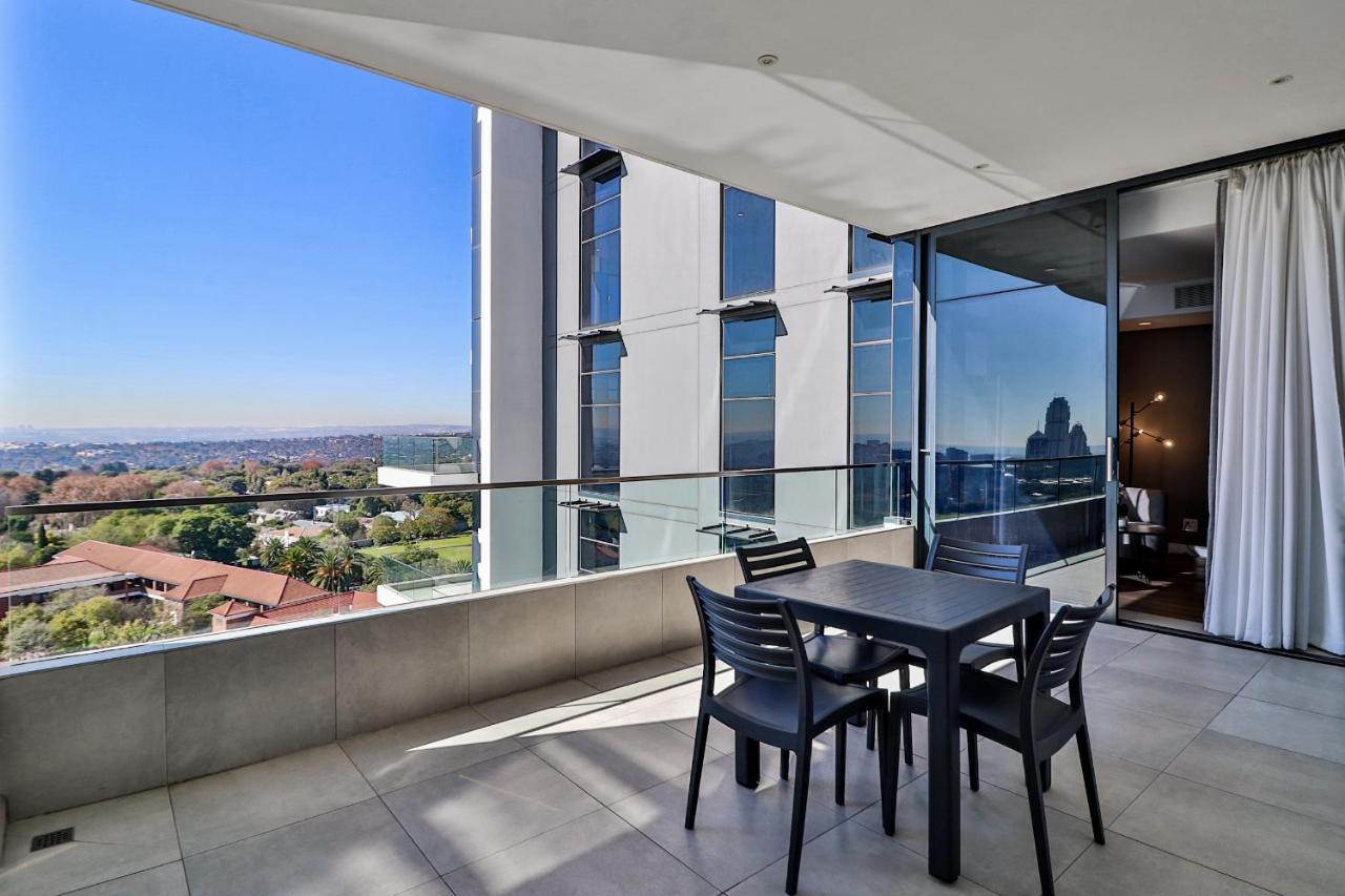Reserved Suites Illovo Johannesburg Ngoại thất bức ảnh