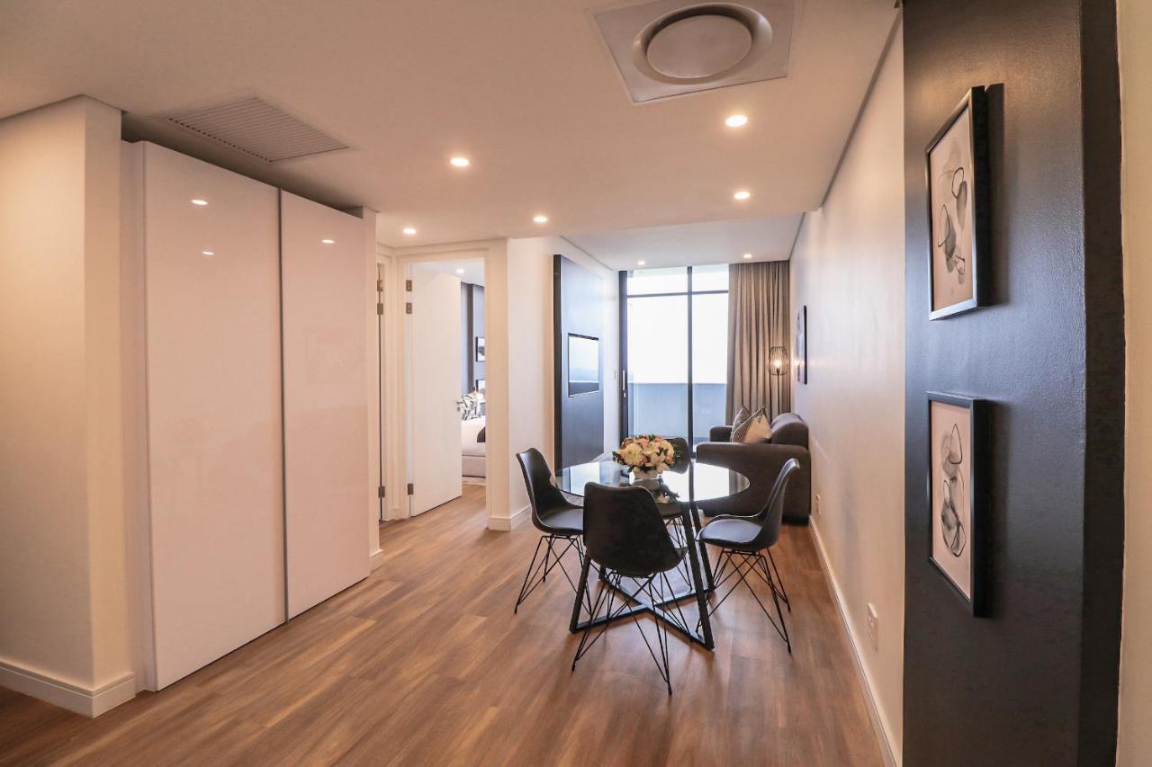 Reserved Suites Illovo Johannesburg Ngoại thất bức ảnh