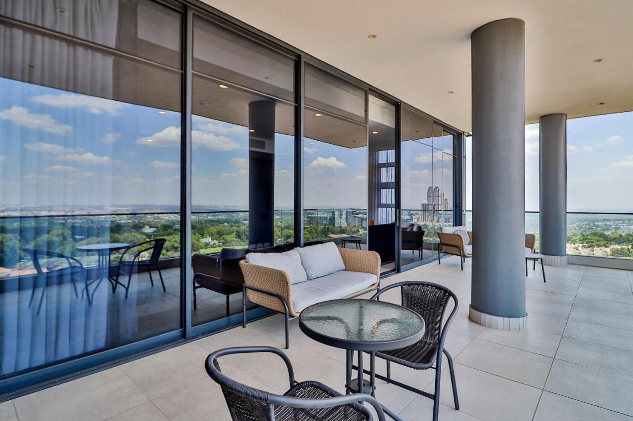 Reserved Suites Illovo Johannesburg Ngoại thất bức ảnh